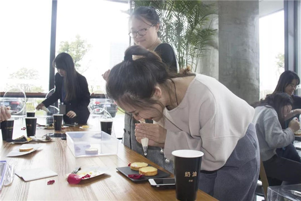 女神节，，，，不负春风不负卿