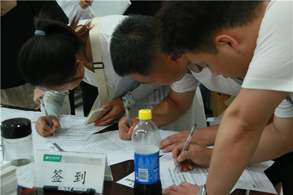 精铸匠魂 工筑青春丨2003网站太阳集团钢构集团2021年应届大学生新员工军事训练圆满举行！